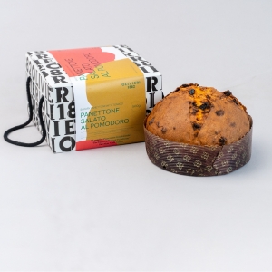 Gastronomic Savory Panettone with Sun-Dried Tomatoes