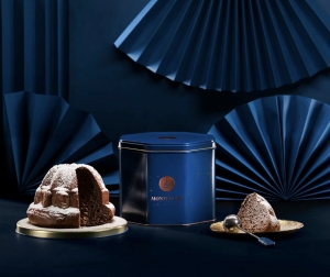 Montenero cake with dark dough &amp; Sicilian lemon essence, sprinkled with powdered sugar, includes sprinkler gift.