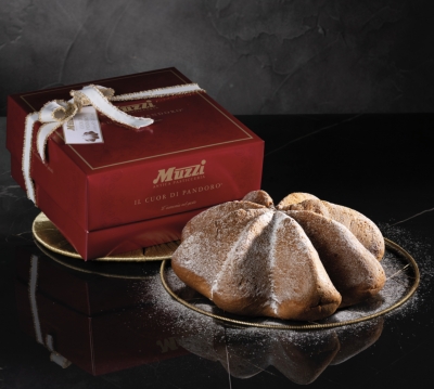 Pandoro Star-Shaped Classico Elegant Red Gift Box