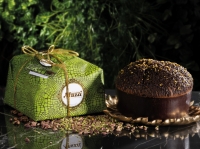 Animalier Collection: Panettone with pistachio & chocolate cream